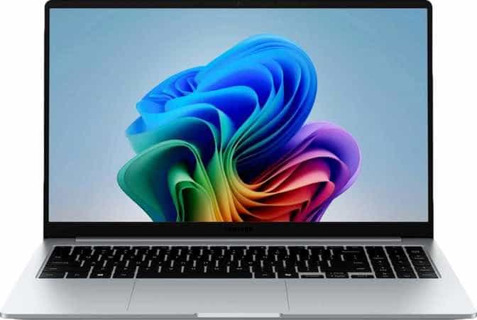 Samsung Galaxy Book5 15.6" (16GB RAM / 512GB)